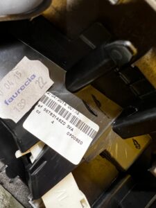 OSŁONA OBUDOWA DŹWIGNI ZMIANY BIEGÓW CITROEN C4 GRAND PICASSO II