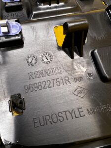 OŚWIETLENIE LAMPKA PODSUFITKI MOCOWANIE RENAULT ZOE I Z.E.