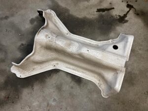 BLACHA OSŁONA TERMICZNA MERCEDES GLS X166