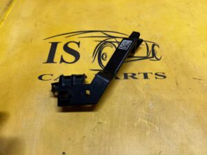 UCHWYT MOCOWANIE PRZEWODU KLIMATYZACJI FORD BRONCO 21-