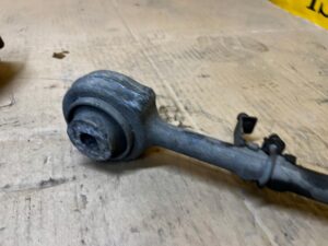 ŁĄCZNIK DRĄŻKA STABILIZATORA MERCEDES CLS W218