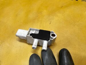 CZUJNIK CIŚNIENIA SPALIN RENAULT DACIA MERCEDES NISSAN 1.5 1.6 DCI