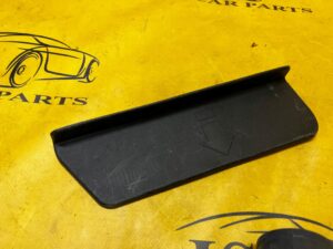 OSŁONA ZAŚLEPKA MASKOWNICA BOCZKA BAGAŻNIKA PRAWA INFINITI Q70 M56 M35h M37