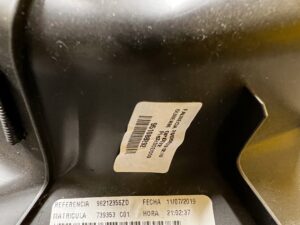 BOCZEK TAPICERKA BAGAŻNIKA LEWY LEWA CITROEN C4 GRAND PICASSO II