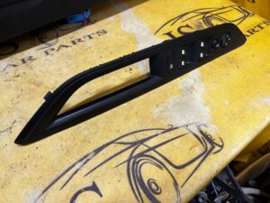 PANEL STEROWANIE PRZEŁĄCZNIK SZYB PEUGEOT 3008 II 5008 II