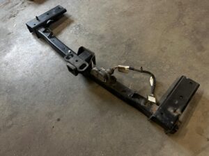 HAK HOLOWNICZY BELKA HAKA FORD EXPLORER MK6