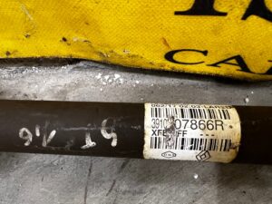 PÓŁOŚ PRZÓD PRZEDNIA PRAWY PRAWA RENAULT MEGANE IV 1.6 TCE