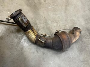 KATALIZATOR LEWY BMW M5 F90 M8 F91 F92 X5M F95 X6M F96 4.4 V8