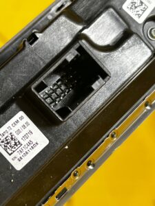 PANEL RADIA KLIMATYZACJI PRZYCISKI PEUGEOT 3008 II