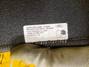 DYWANIKI WYCIERACZKI WELUROWE ORYGINALNE 4 DRZWI FORD BRONCO 21- NOWE OEM
