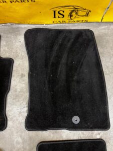 KOMPLET DYWANIKI WYCIERACZKI WELUROWE ORYGINALNE FORD KUGA MK3 LIFT EU