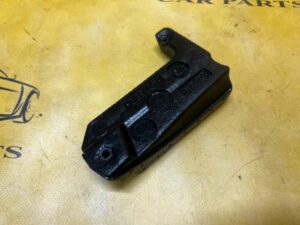 WYGŁUSZENIE BOCZKA BAGAŻNIKA NADKOLA BŁOTNIKA TYŁ PRAWY MERCEDES GL X166