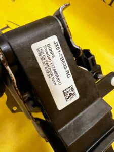 KOMPLET PEDAŁÓW GAZ HAMULEC SPRZĘGŁO FORD KUGA MK3