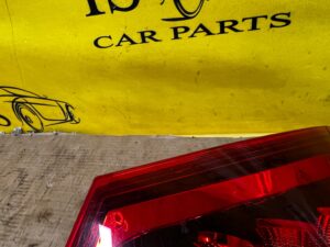 LAMPA W BŁOTNIK TYŁ TYLNA PRAWY PRAWA LED MERCEDES GLS X166 USA
