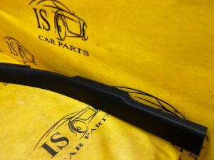 LEWA OSŁONA LISTWA PROGU DRZWI FORD FIESTA MK8 3D