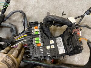 WIĄZKA INSTALACJA SILNIKA PEUGEOT 508 I 2.0 HDI