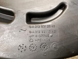 KANAŁ TUNEL NAWIEWU POWIETRZA WNĘTRZA MERCEDES CLS W218