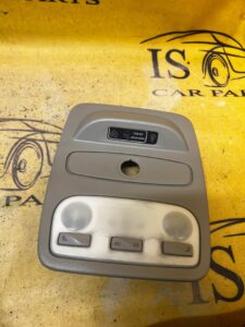 LAMPA PODSUFITKI OŚWIETLENIE WNĘTRZA RENAULT CAPTUR I PRZEDLIFT