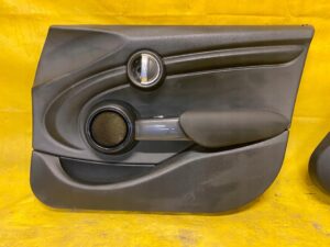 TAPICERKA BOCZEK DRZWI PRAWY PRZÓD MINI COOPER F55