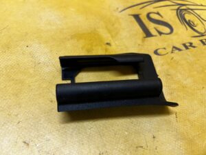 OSŁONA ZAŚLEPKA SZYNY PROWADNICY FOTELA PRZÓD LEWY MERCEDES CLS W218