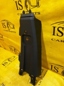 POSZYCIE OSŁONA OBUDOWA SŁUPKA ŚRODKOWEGO B LEWY 4 DRZWI FORD BRONCO 21-