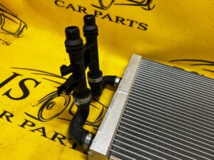 CHŁODNICA PŁYNU CHŁODZĄCEGO WODY BMW 7 F01 F02 F04 750i 760i NOWA OEM