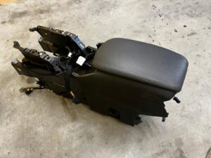 TUNEL ŚRODKOWY PODŁOKIETNIK CITROEN DS5