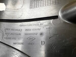 OSŁONA LISTWA PROGU NAROŻNIK PRAWA PRAWY RENAULT KADJAR