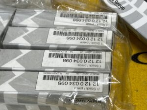 ŚWIECA ZAPŁONOWA N14 MINI R55 R56 R57 R58 R59 NOWA OEM