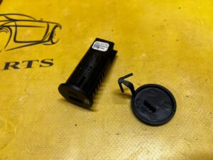 PODWÓJNE GNIAZDO USB PORT ŁADOWARKA DESKI KONSOLI ZAŚLEPKA FORD BRONCO 21-