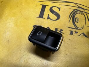 PANEL PRZEŁĄCZNIK OKNA DACHOWEGO SZYBERDACHU MERCEDES GL X166