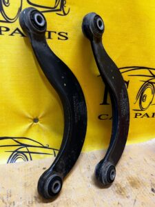 WAHACZ TYŁ TYLNY FORD C-MAX MK2