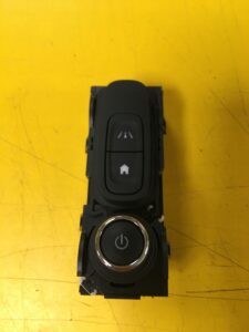 PANEL PRZYCISKI EKRANU RADIA RENAULT KADJAR