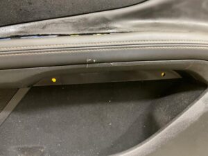 BOCZEK TAPICERKA DRZWI GT LINE PRAWY PRZÓD PEUGEOT 3008 II 5008