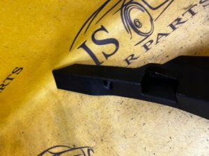 OSŁONA POD TABLICĄ PRZYRZĄDÓW DESKĄ RODZIELCZĄ TOYOTA HILUX VIII 8