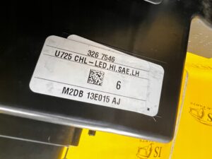 KOMPLET REFLEKTORY LAMPY PRZÓD PRZEDNIE LED PRAWY LEWY FORD BRONCO 21- USA