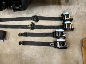 KOMPLET DESKA + 3 X PODUSZKI PASY INFINITI Q30 QX30