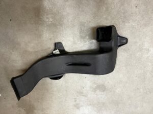 NAWIEW KANAŁ KIEROWNICA POWIETRZA TYŁ AUDI SQ7 Q7 4M0