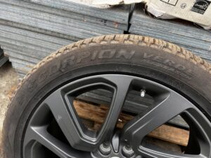 KOŁO FELGA OPONA CAŁOROCZNA LAND ROVER DISCOVERY V 5 L462 275/45 R21