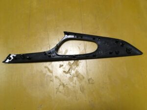 DEKOR LISTW CARBON PRAWY PRZÓD NISSAN X-TRAIL T32