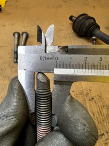 2 X ŚRUBA M12X160 FORD BRONCO 21-