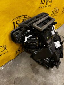 NAGRZEWNICA DMUCHAWA KOMPLETNA DACIA SANDERO III 2021R