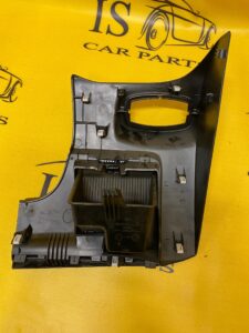 LEWA OSŁONA SCHOWEK KIEROWCY DESKI FORD FIESTA MK8