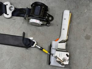 NISSAN LEAF I ORYGINALNA DESKA KONSOLA AIRBAG PASY