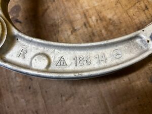 WAHACZ PRZÓD PRZEDNI PRAWY GÓRNY MERCEDES GLS X166