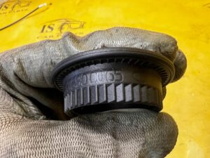 PIERŚCIEŃ OSŁONA ZAŚLEPKA STACYJKI MERCEDES CLS W218 C W204