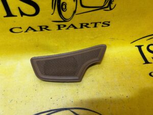 OSŁONA MASKOWNICA GŁOŚNIKA BOCZKA TYŁ LEWY AUDI A8 D5