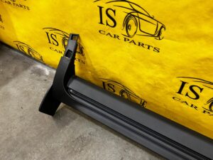 OSŁONA LISTWA PROGU PROGOWA PRÓG PRAWY PRAWA FORD KUGA MK3 LIFT