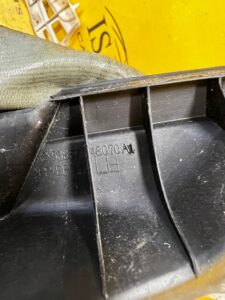 USZCZELKA OSŁONA LEWEGO BŁOTNIKA PODSZYBIA LEXUS RX 450H III 3 AL10