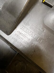 OSŁONA OBUDOWA KOLUMNY KIEROWNICZEJ RENAULT MEGANE IV